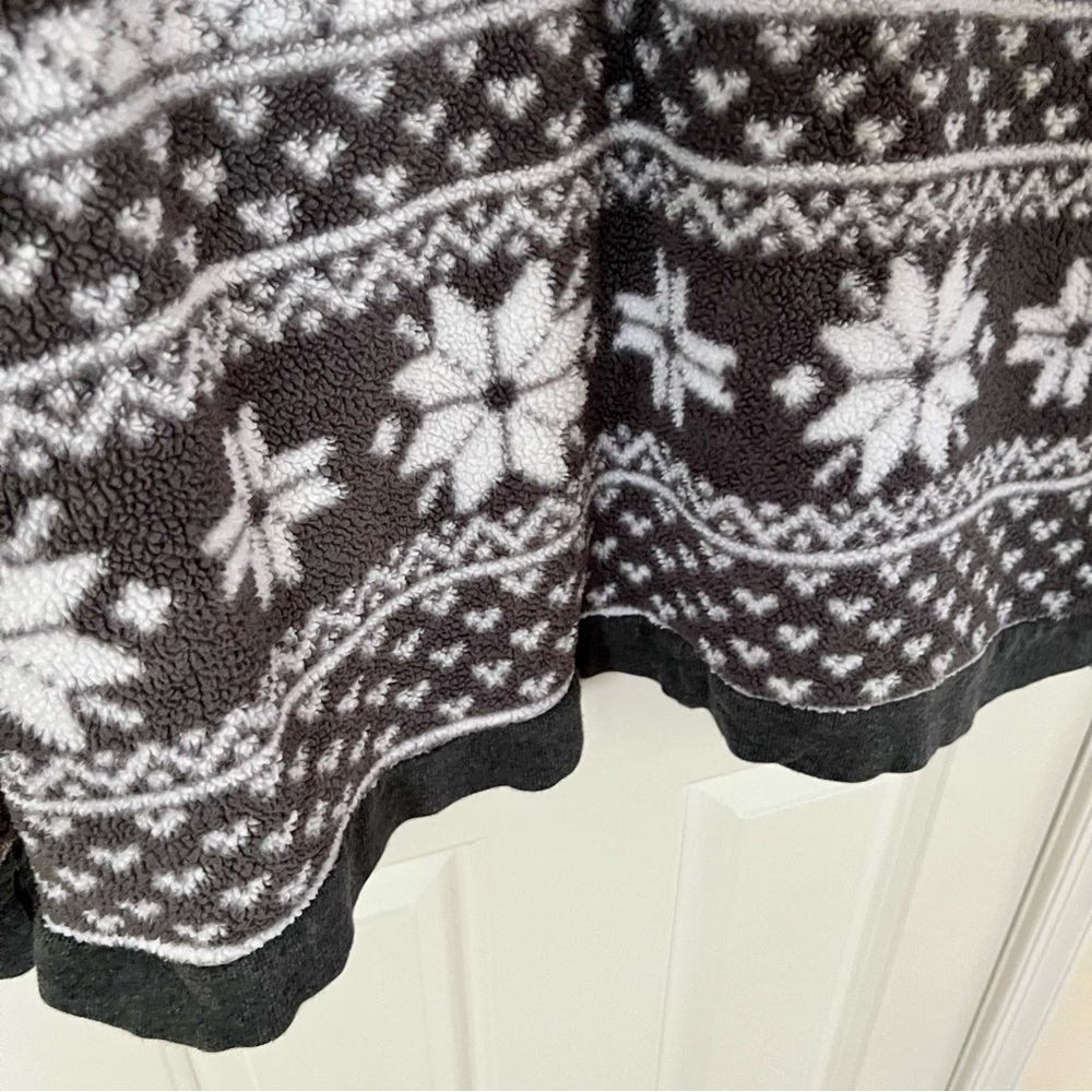 pajamagram Cozy Hoodie Sweatshirt. Large. - Picture 7 of 9